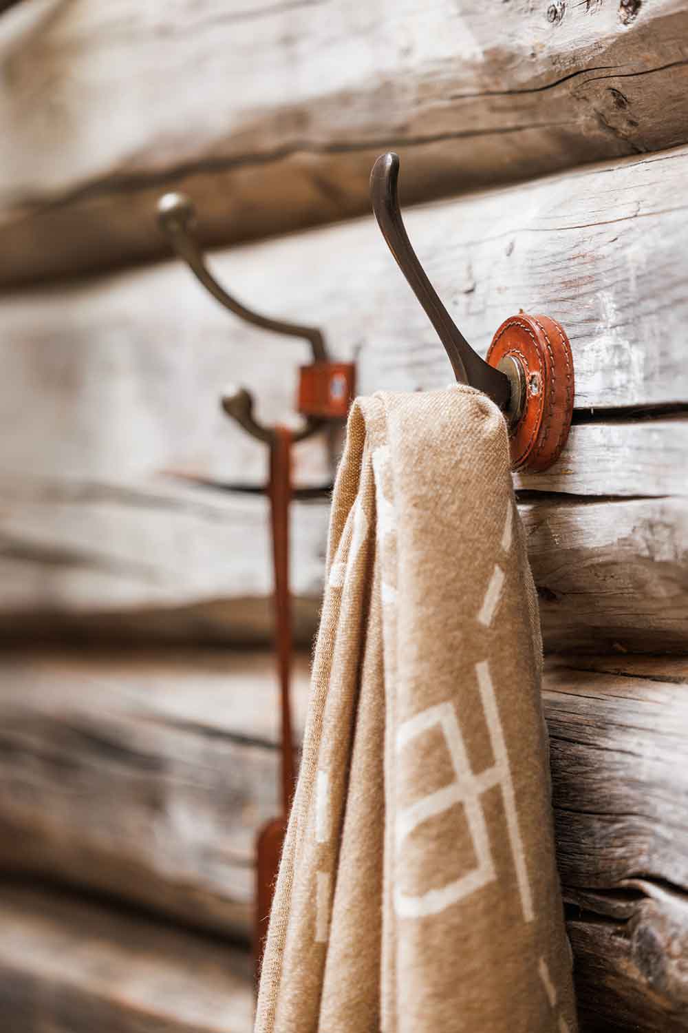 Kenner krok, skinn - Halvor Bakke Cabin Collection Lama Interiør