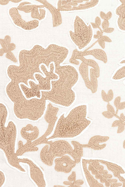 Putetrekk med blomsterbroderi, beige Lama Interiør