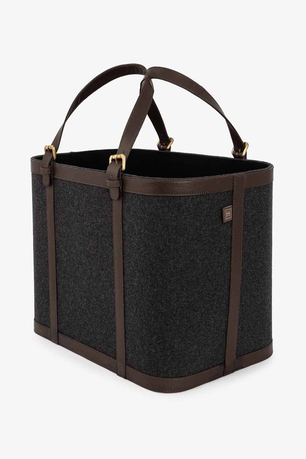 Vedkurv sett à 2, ull/skinn - Halvor Bakke Cabin Collection Lama Interiør