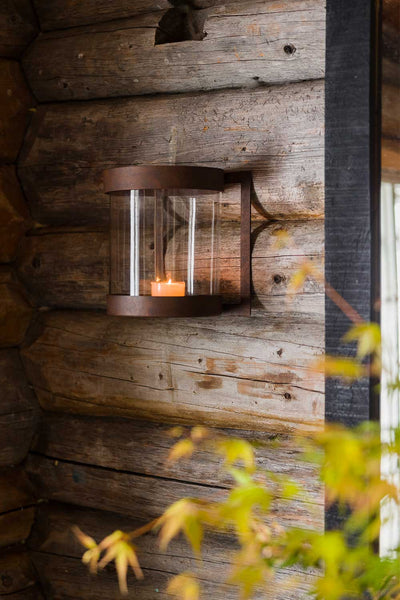 Vegglykt rustet metall - Halvor Bakke Cabin Collection Lama Interiør